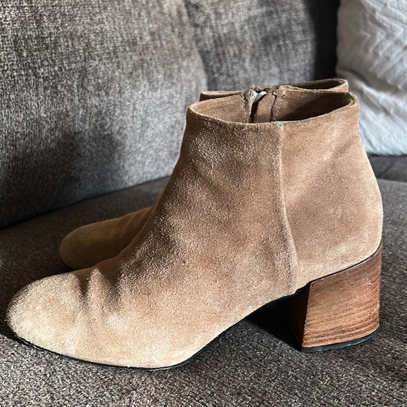 Alberto Fermani Brown Suede Ankle Boots - Picture 8 of 16